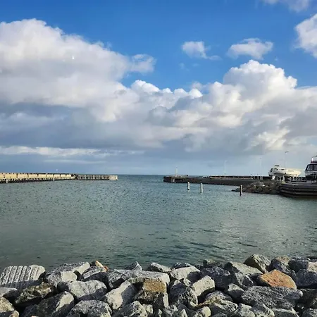 5 Person Near Casa de Férias *